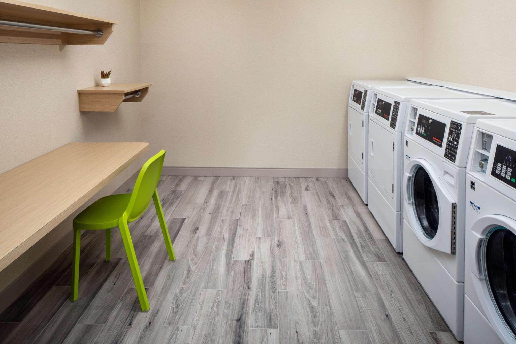 Home2 Suites By Hilton Lake Mary Orlando Buitenkant foto